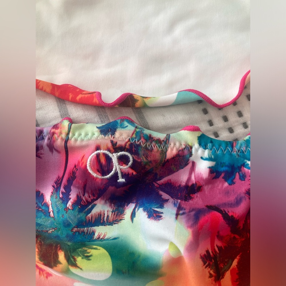 OP Multi-Color Palm Tree Print Two Piece Swimsuit Size 7-9 Medium - Picture 3 of 3